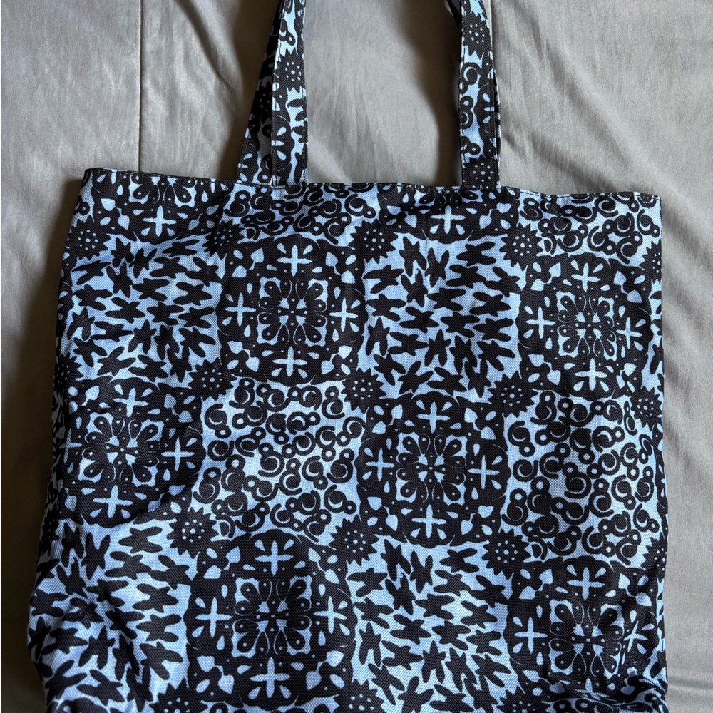 Estee Lauder Black and Light Blue Patterned Tote